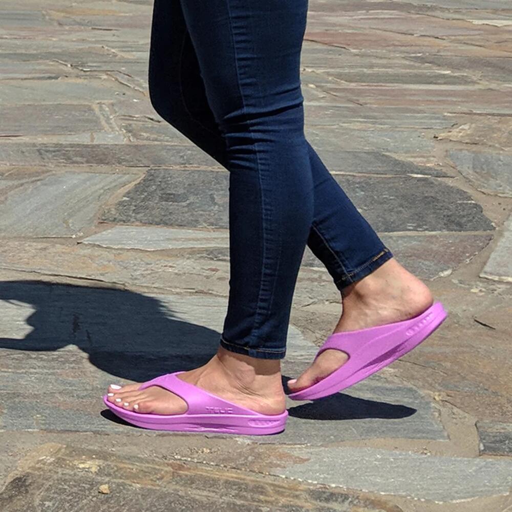 Telic Energy Flip Flop, Forbidden Fuschia